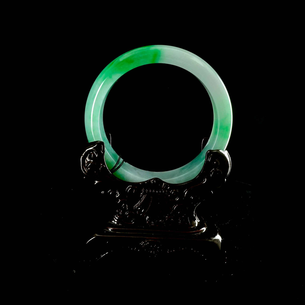 bbanghuang✨ Jade Bangle – Lao Feng Xiang Jewelry